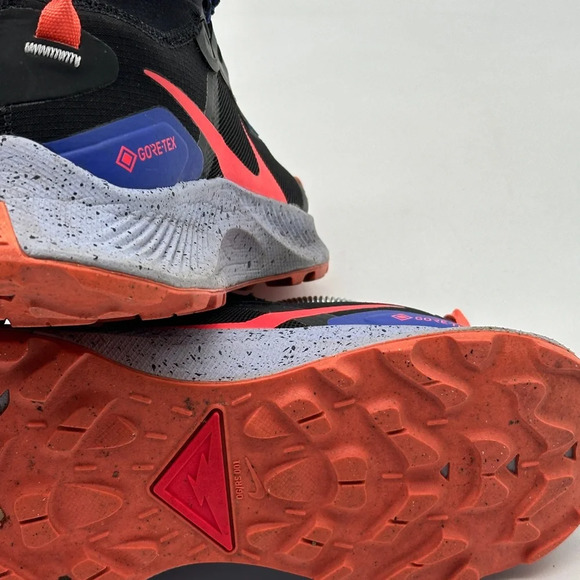 Nike Pegasus Trail 3 GTX Core-Tex Black Flash Crimson DC8794-002 Hiking Shoe 8.5 - Picture 9 of 10